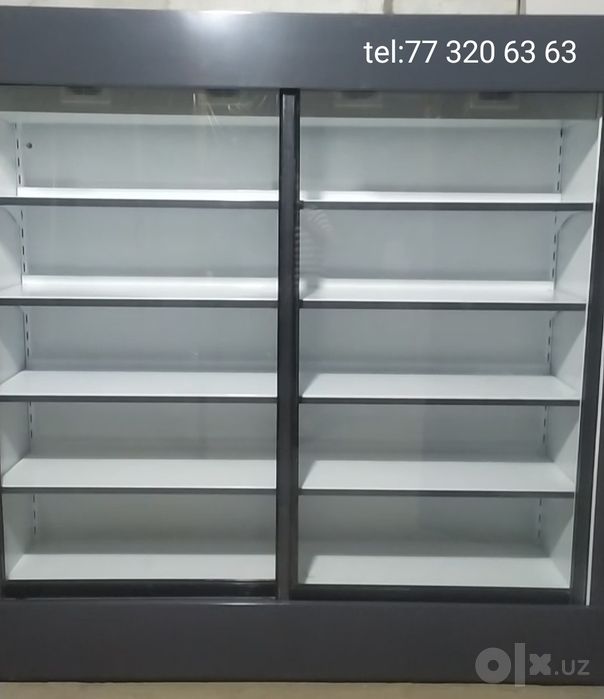 Vitrina xaladelnik
