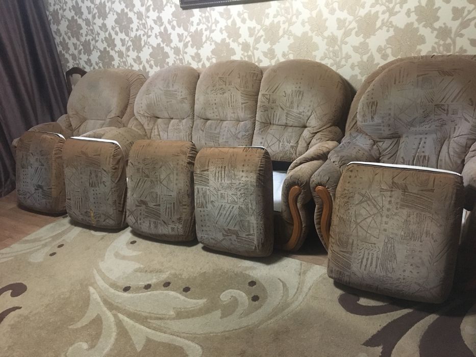 Продам мягкий уголок