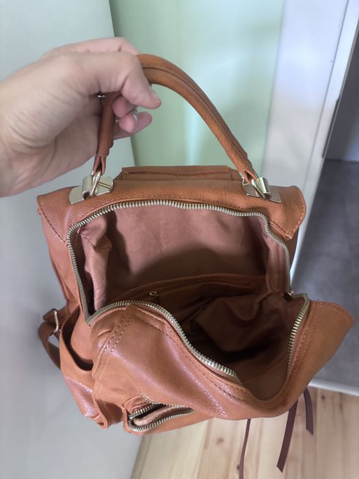 Раница от естествена кожа