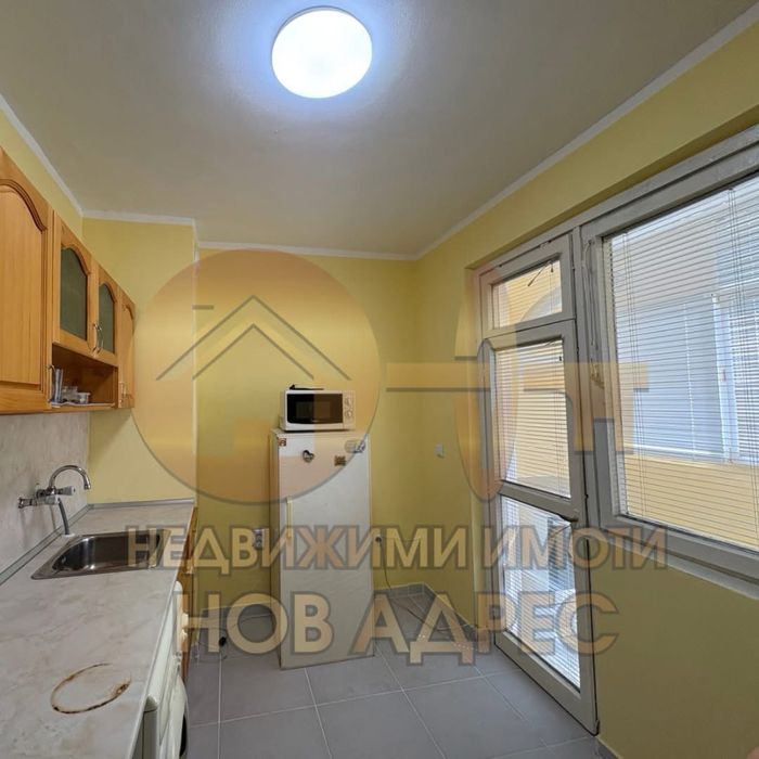 Дава се под наем Двустаен апартамент в Търговище, Боровец - 48 кв.м за 229.5 € - Снимка #4