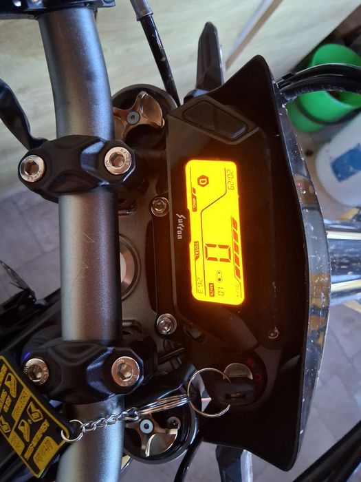 Surron Ultra Bee 21KW 2025 - Като Нов - Каран 3 пъти