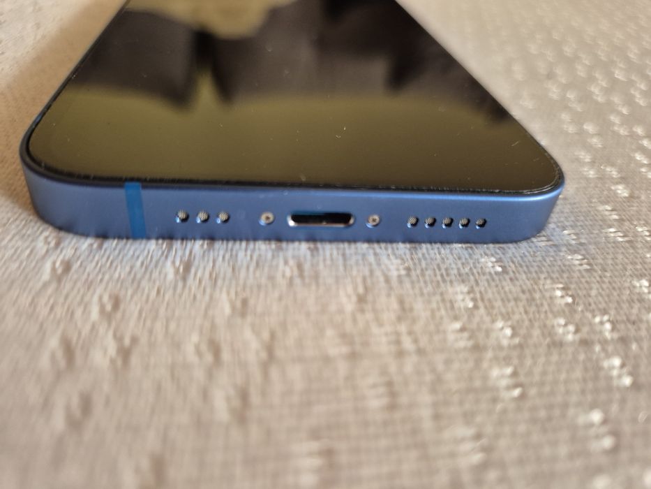 iPhone 13 / 128 GB уникален