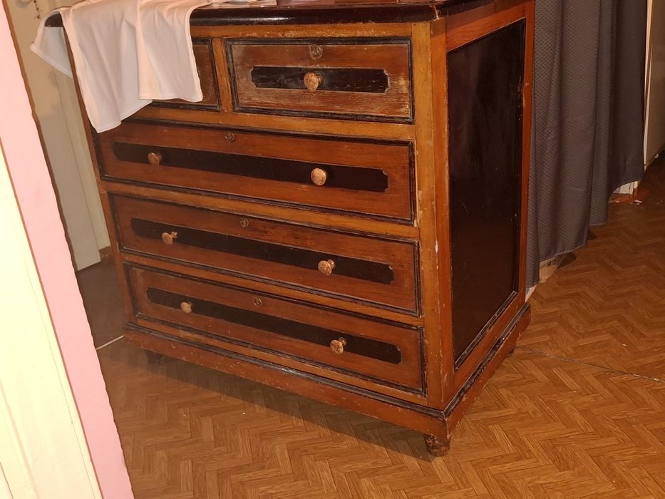 Продам  комод раритетный