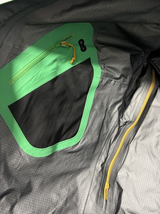 Geaca Salomon unisex