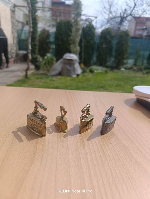 Миниатюри ютия за колекционери