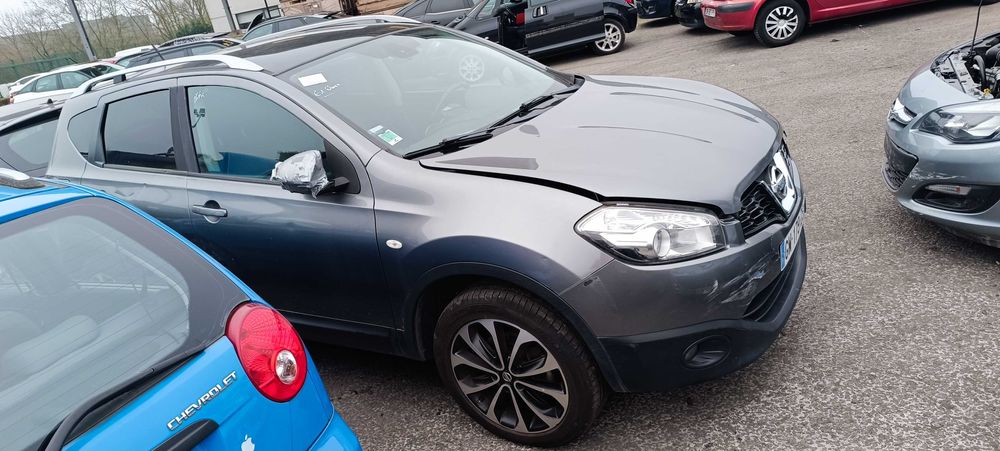 Nissan Qashqai 1.6i / 1.5DCi 2010-2014г. на части