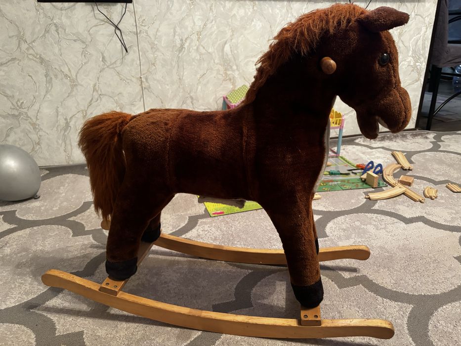 Продам лошадка - качалка