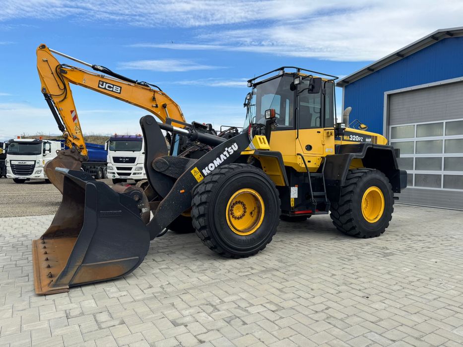 Încărcător frontal Komatsu wa 320pz/2017/9200h
