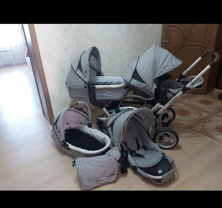 Продам коляску для двойни!