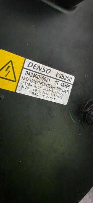 Compresor Clima Toyota Prius cod 042400-0021
