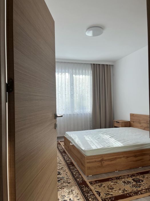 Дава се под наем Тристаен апартамент в Асеновград - 120 кв.м за 484.5 € - Снимка #9