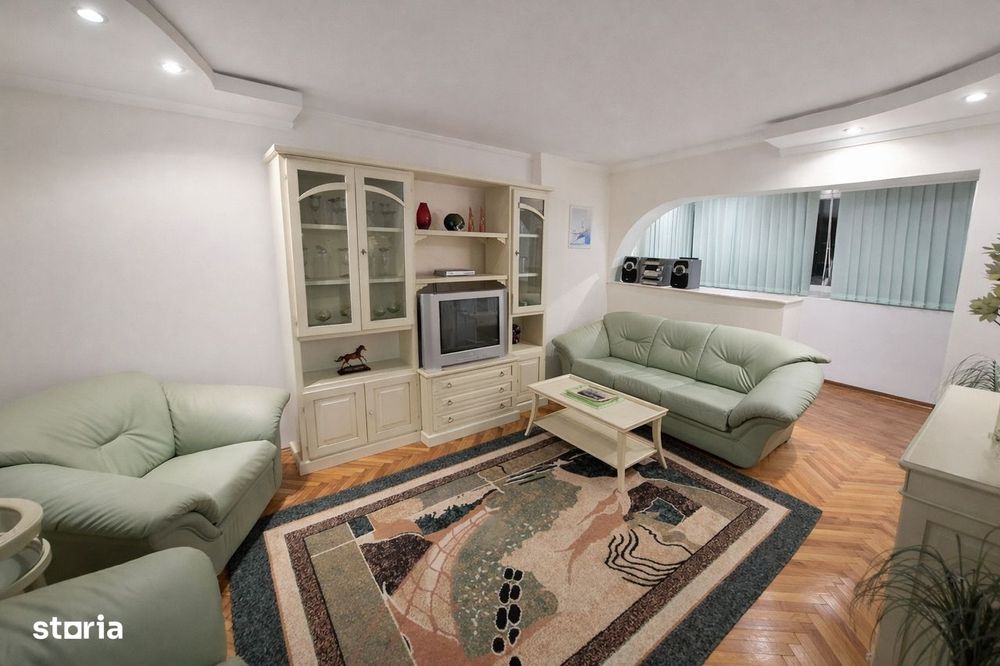 Apartament 3 camere-mutare imediată-ultracentral-vedere panoramică