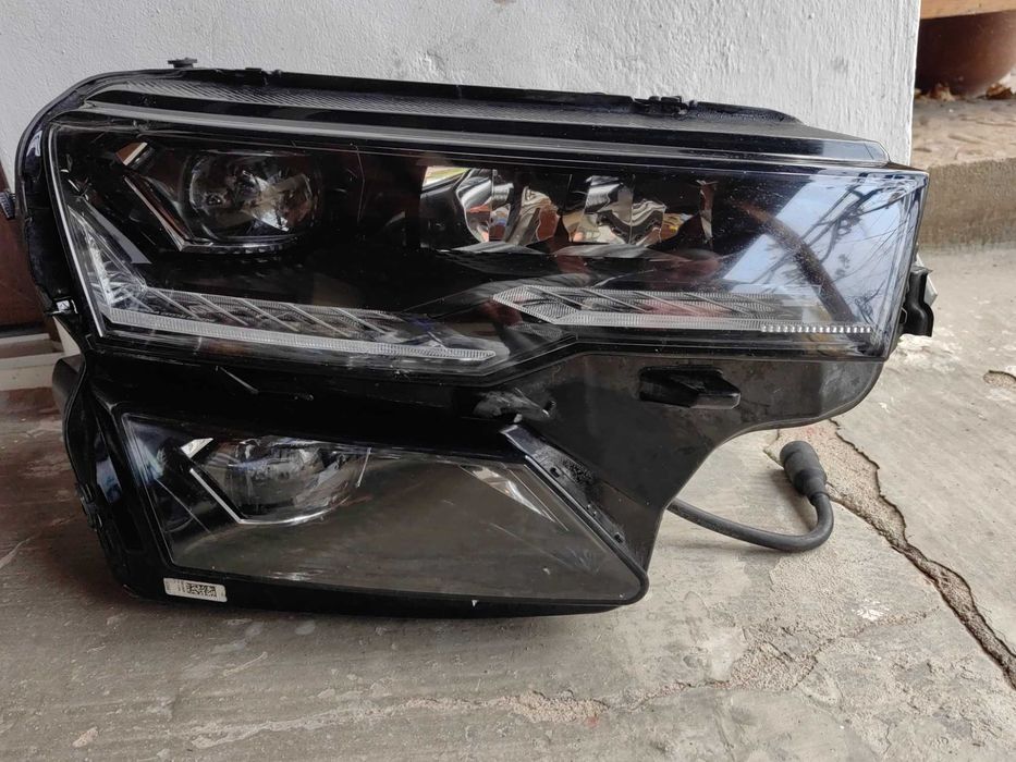 Фар Skoda Karoq LED Face десен / Фар Шкода Карок Оригинален