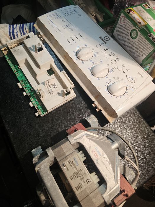 Motor  masina de spalat Indesit