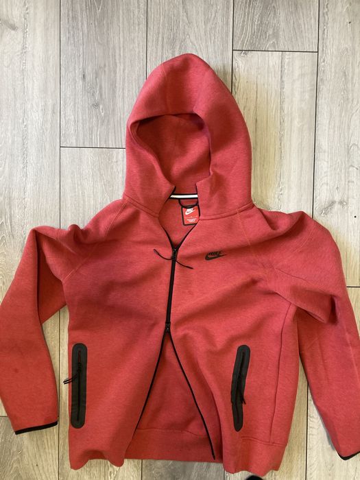 Оригинален nike tech fleece 2023 модел