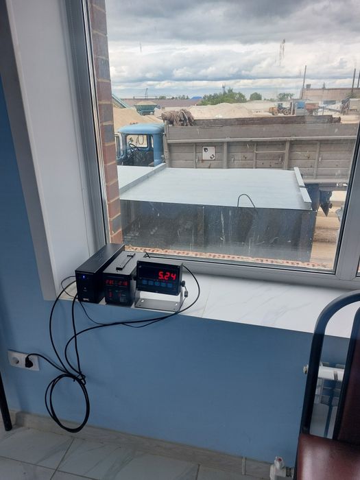 Речной песок .мелкий щебень