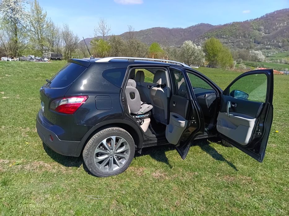 Vând Nissan Qashqai 4x4