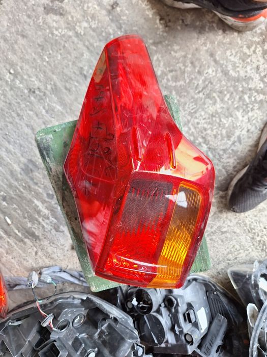 Ляв стоп за Toyota Rav 4 2015