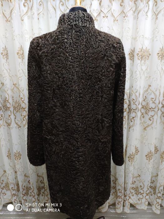 Новые шубы. Каракул коричневый.