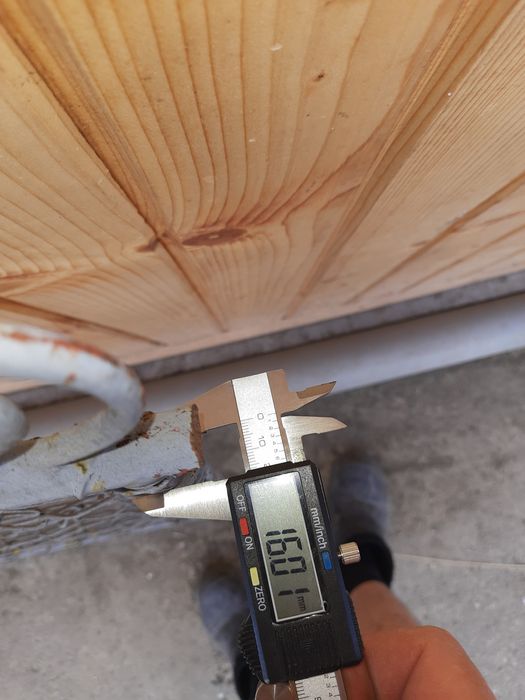 2 Porti mari din teava groasa,1.60 m 1,69m,1 mica de 1 m,si 11 panouri