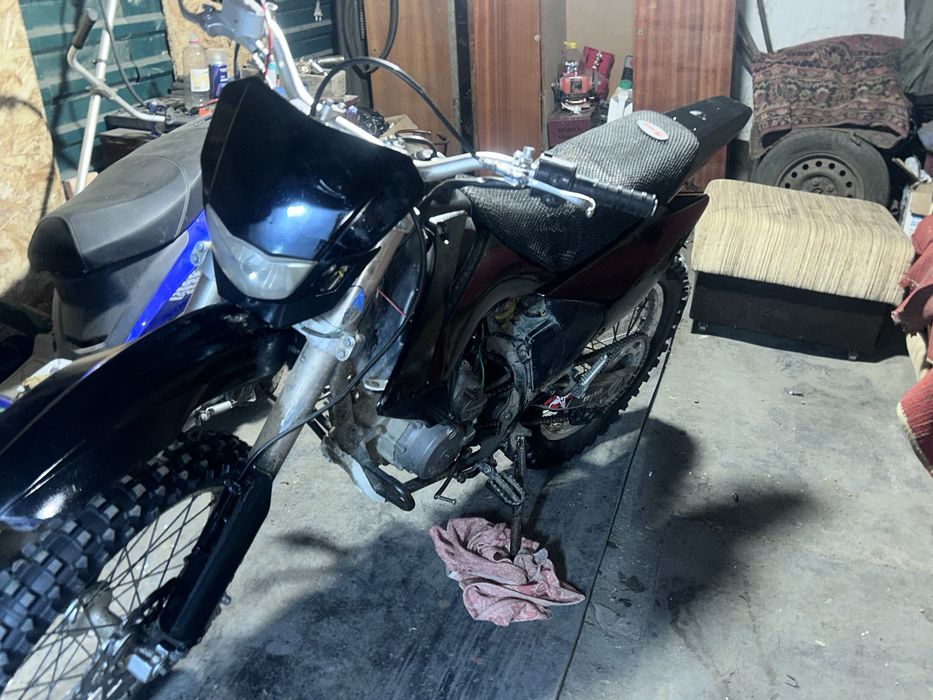 Эндуро 250 в хорошем состоянии