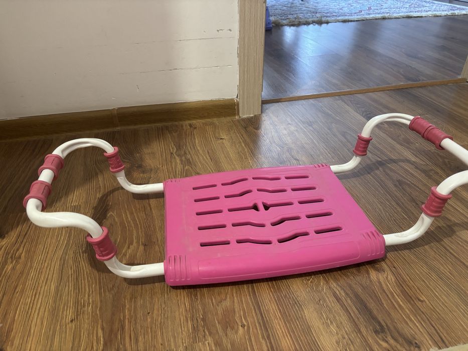 Продам сиденье для ванны