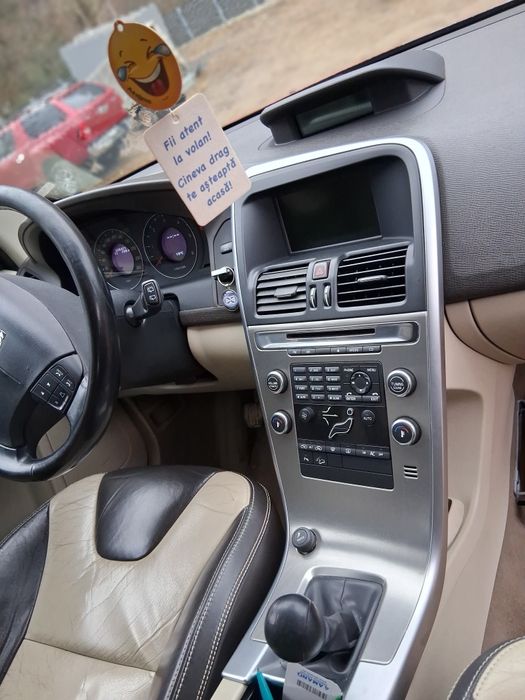 Volvo xc60 2009 manualAWD