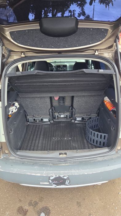 Vând Skoda Roomster Skout