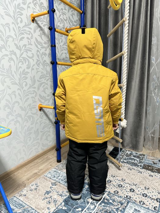 Зимняя куртка, комбинезон 5-6 лет