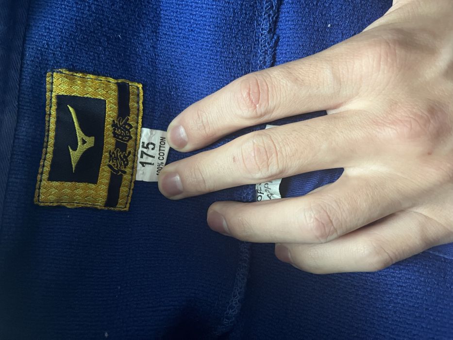 Продаю Кимано Мизуно