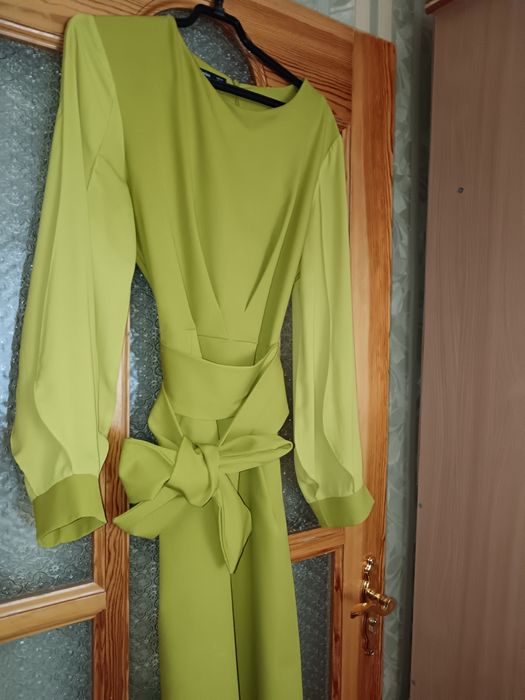 Продам платье женское