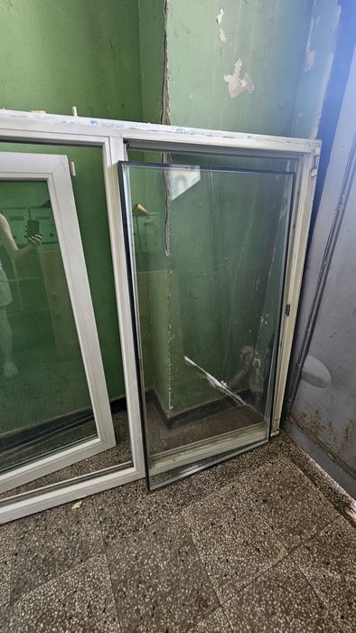 PVC дограма бял цвят