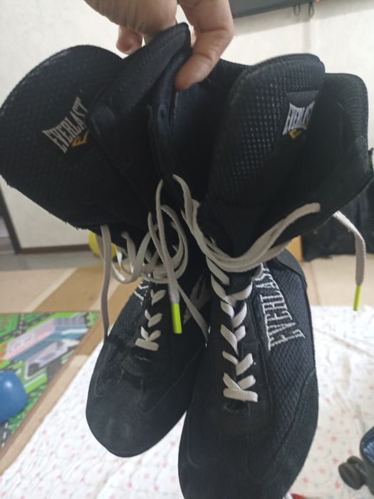 Продам боксерки.