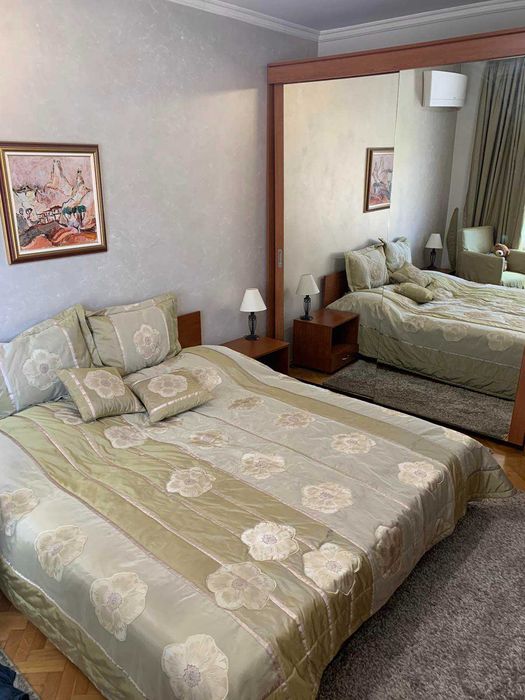 Продава се Многостаен апартамент в Бургас, Център - 183 кв.м за 1749 €/кв.м - Снимка #10