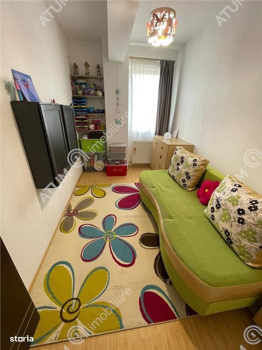 Apartament 3 camere decomandate balcon loc parcare zona Turnisor Sibiu