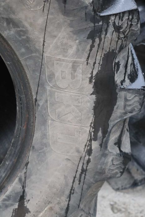 Cauciucuri 540/65R28 BKT Radiale SH pentru Tractor Belarus