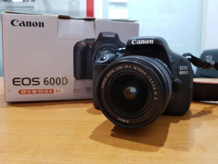 canon  EOS 600 d ef-s 18-55 IS II Kit
