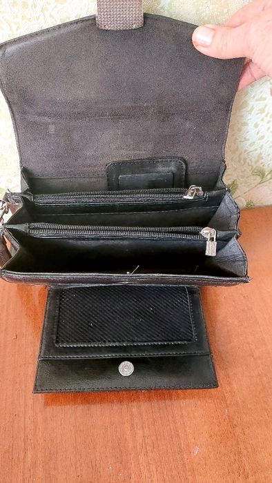 Продаётся мужская сумка барсетка