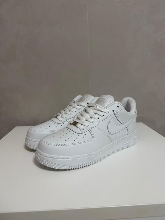 Nike air force 1 | triple white