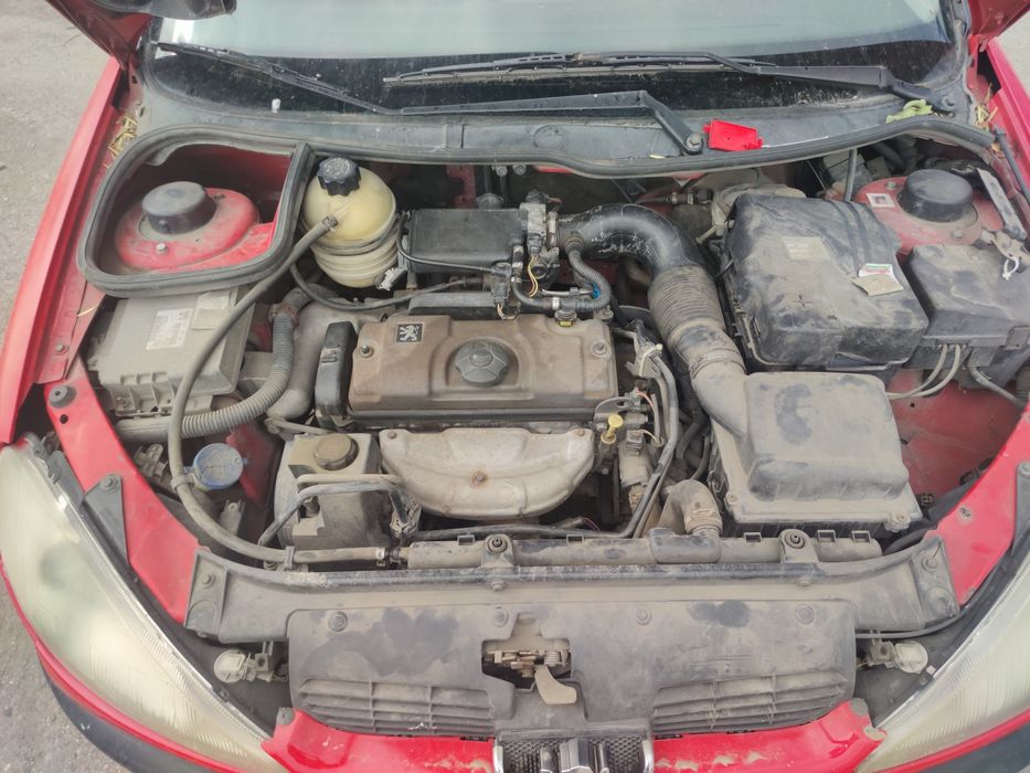 Peugeot/Пежо 206 1.1 на части