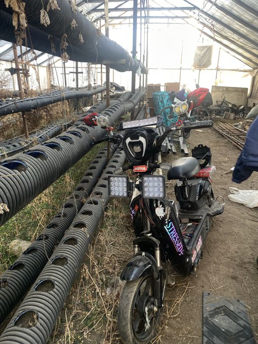 М8 обмен или 90000тг бырадам