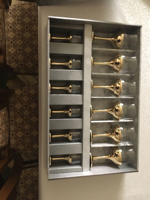 Посуды продам новые