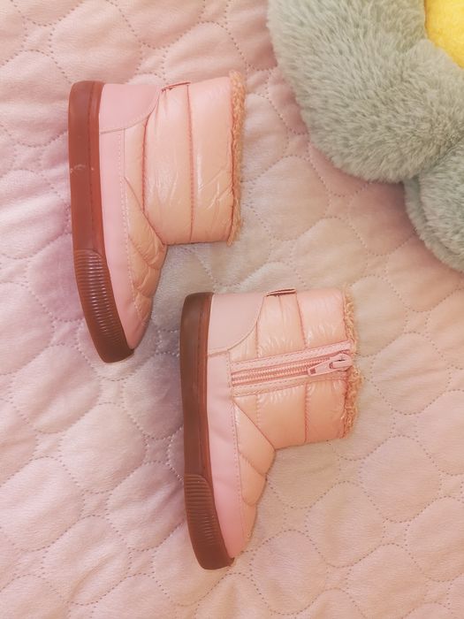 Боти 24 номер за момиче