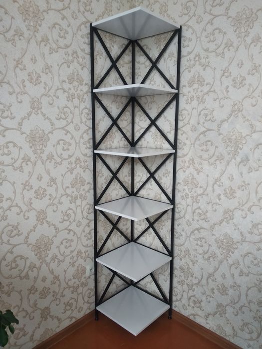 Подставка и стелаж