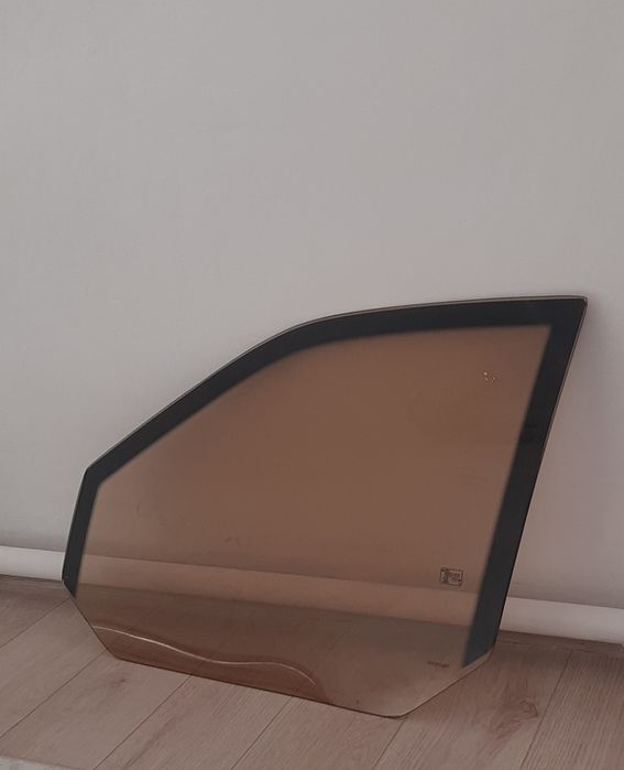 Ваз приора  2170 тонированные стекло