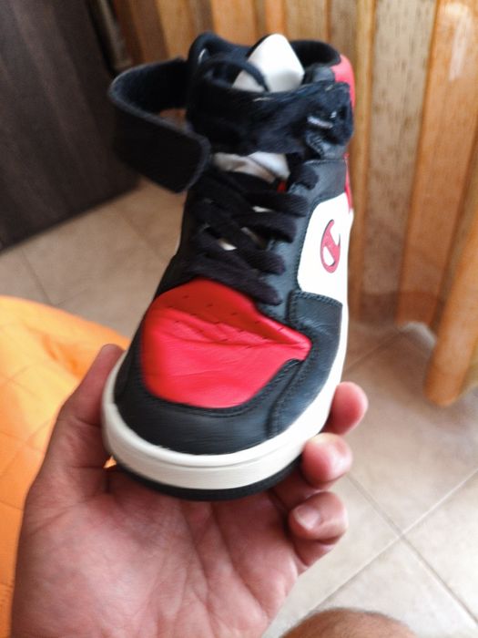 Маратонки като нови 38