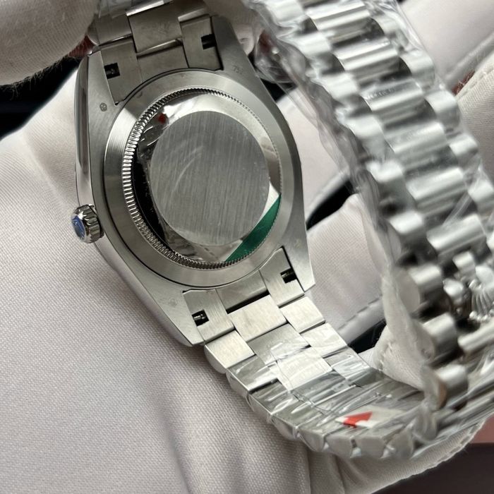 Rolex daydate olive dial 40,mm