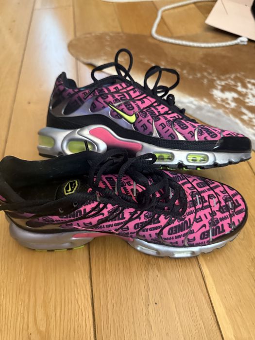 Дамски спортни обувки Nike-39 размер