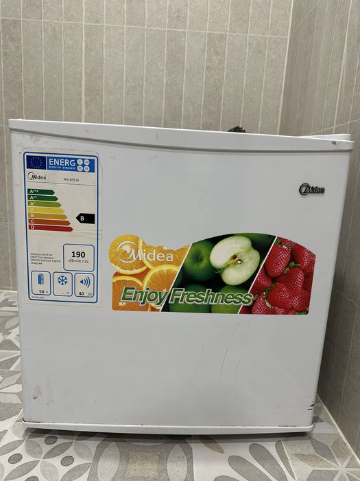 Продам холодильник