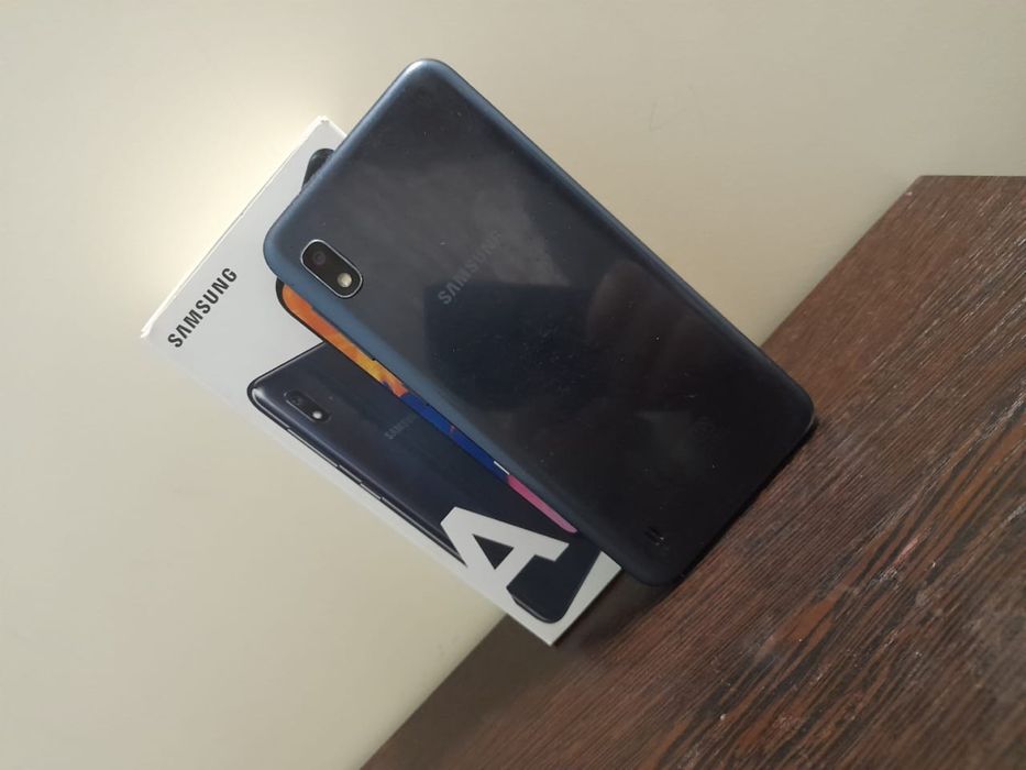 Продаётся телефон Samsung A10